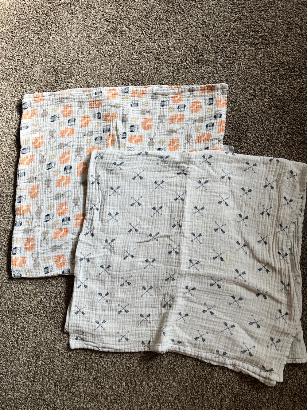 Kids Neutral Muslin Swaddle Set with Navy and Orange Prints